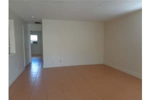 3640 NE 1st Ave 1, Oakland Park, FL 33334 - MLS#F10520608