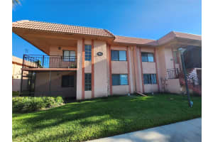 235 Lakeview Drive 201, Weston, Fl 33326, Weston