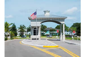 355 Oakridge T 355, Deerfield Beach