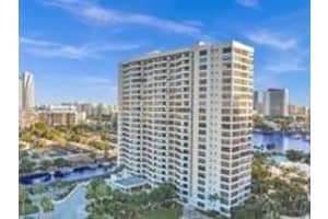 2500 Parkview Drive, Hallandale Beach, FL 33009 - MLS#F10520640