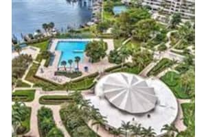 2500 Parkview Drive, Hallandale Beach, FL 33009 - MLS#F10520640