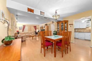 628 NW 13th St 11, Boca Raton, FL 33486 - MLS#F10520642