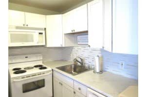 364 Markham Q 364, Deerfield Beach, FL 33442 Sold 01/02/26