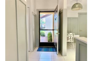 5869 Sunswept Ln B, Boynton Beach, FL 33437 - MLS#F10520695