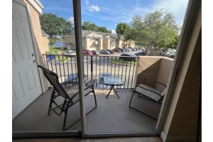 2451 NW 96th Ter 21G, Hollywood, FL 33024 - MLS#F10520709