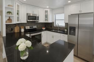 2917 NW 2nd St, Pompano Beach, FL 33069 - MLS#F10520735