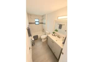 2917 NW 2nd St, Pompano Beach, FL 33069 Sold 09/22/25