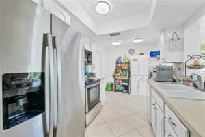 220 S Golf Blvd, Pompano Beach, FL 33064 - MLS#F10520758