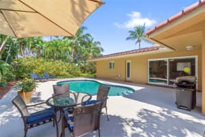 2100 Ne 57 St, Fort Lauderdale