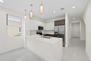 1430 SW 4th Ave 324, Fort Lauderdale, FL 33315 - MLS#F10520784