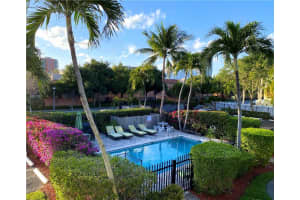 600 Ne 7th Ave 11, Fort Lauderdale