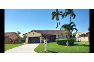 10407 NW 70th St, Tamarac, FL 33321 Sold 11/03/25