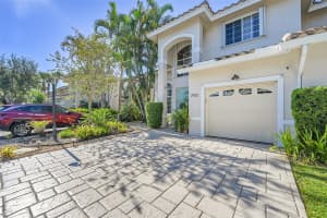 2922 Port Royale Ln Fort Lauderdale, FL 33308 - Off Market