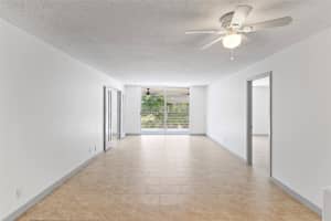6300 NW 2nd Ave 405, Boca Raton, FL 33487 - MLS#F10520840