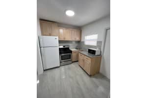 4040 NE 12th Ter, Pompano Beach, FL 33064 - MLS#F10520894