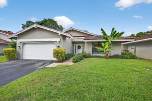 2754 Deer Creek Kelly Brooke Lane, Deerfield Beach, FL 33442 - MLS#F10520897
