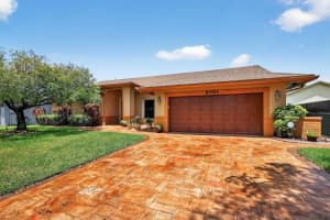 9701 Millpond Rd, Miramar