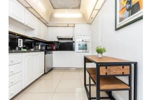 3901 Ocean Drive, Hollywood, FL 33019 - MLS#F10520945