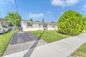 6621 Sw 19th St, Pompano Beach