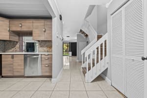 4902 NW 82nd Ave 2001, Fort Lauderdale, FL 33351 - MLS#F10520963