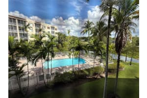 3500 Oaks Clubhouse Dr 303, Pompano Beach, FL 33069 - MLS#F10520967