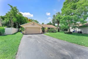 9234 Southampton Pl, Boca Raton