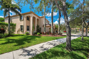 863 Vanda Ter, Weston, FL 33327 - MLS#F10520984