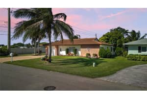 6901 NW 95th Ter, Tamarac, FL 33321 - MLS#F10520987
