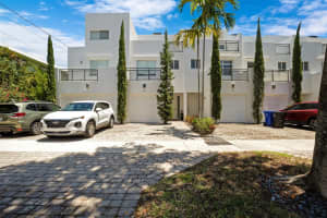 834 NE 19th Ave 834, Fort Lauderdale, FL 33304 Sold 11/21/25