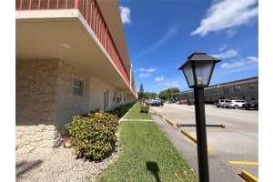 212 Oxford 400 212, West Palm Beach, FL 33417 - MLS#F10521070