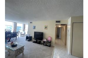 701 Three Islands Blvd 218, Hallandale Beach, FL 33009 - MLS#F10521106