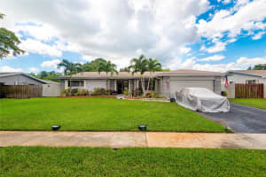 7410 NW 13th Ct, Plantation, FL 33313 - MLS#F10521149