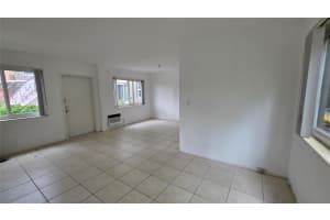 611 Ponce De Leon Dr 1, Fort Lauderdale, FL 33316 - MLS#F10521162
