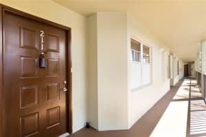 1501 SW 131st Way 211P, Pembroke Pines, FL 33027 - MLS#F10521187