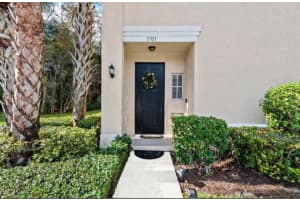 5703 Nw 48th Ave, Coconut Creek