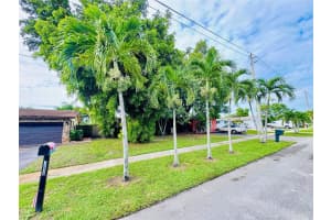 11540 Sheridan St, Pembroke Pines