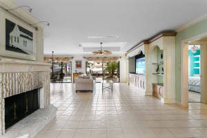 2365 NE 28th St, Lighthouse Point, FL 33064 - MLS#F10521213