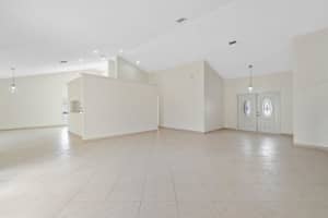 9398 Laurel Green Dr, Boynton Beach, FL 33437 - MLS#F10521239