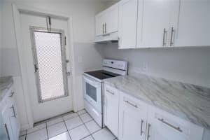 2537 Lincoln Street 16, Hollywood, FL 33020 - MLS#F10521274