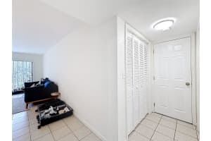 12290 NE 11th Ct 204, North Miami, FL 33161 - MLS#F10521306