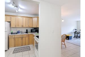 12290 NE 11th Ct 204, North Miami, FL 33161 - MLS#F10521306