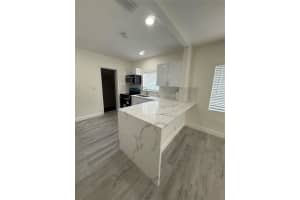 2190 SW 16th St, Miami, FL 33145 Sold 10/03/25