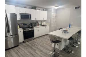 7208 Fairway Drive, Miami Lakes, FL 33014 - MLS#F10521334