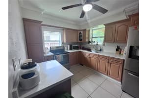 1425 S 25th Ave, Hollywood, FL 33020 - MLS#F10521335
