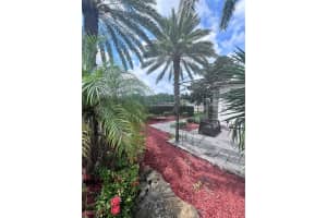 1425 S 25th Ave, Hollywood, FL 33020 - MLS#F10521335