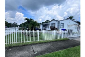 2503 Wiley St, Hollywood, FL 33020 - MLS#F10521338