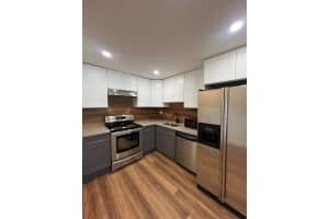 4304 Nw 9th Ave 2-3b, Deerfield Beach