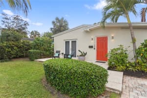 1736 NE 18th St, Fort Lauderdale, FL 33305 - MLS#F10521432