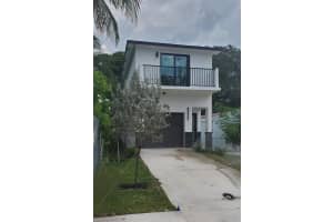 431 NW 7th Ter, Fort Lauderdale, FL 33311 - MLS#F10521443