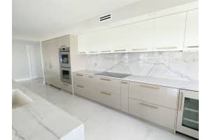 3410 Galt Ocean Dr 1009N, Fort Lauderdale, FL 33308 Sold 11/20/25